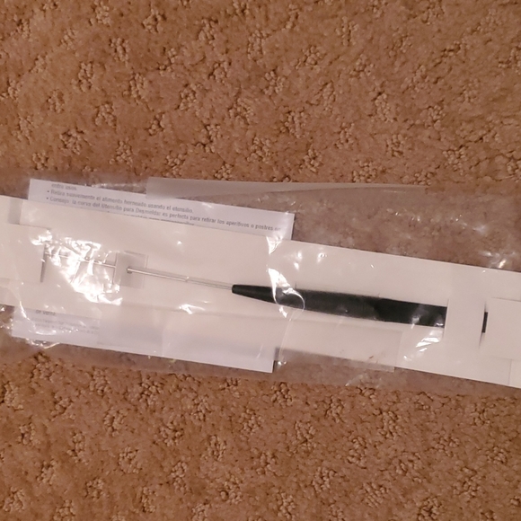 Pampered Chef Kitchen New Pampered Chef Cake Tester And Releaser